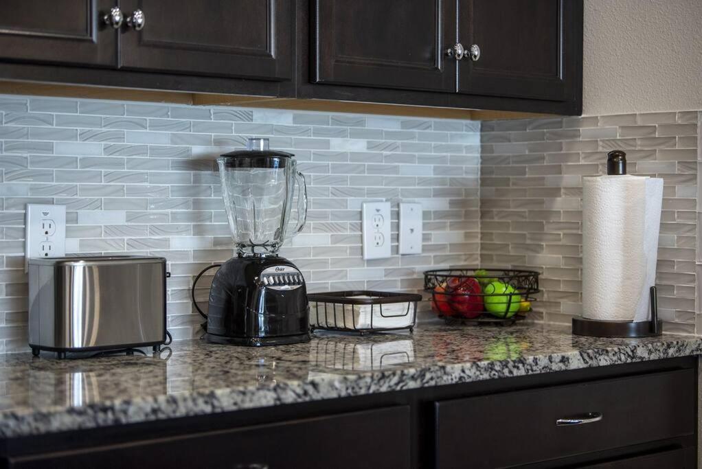 Amazing 5 Bedrooms Home With Pool/Bbq Near Disney Kissimmee Bagian luar foto